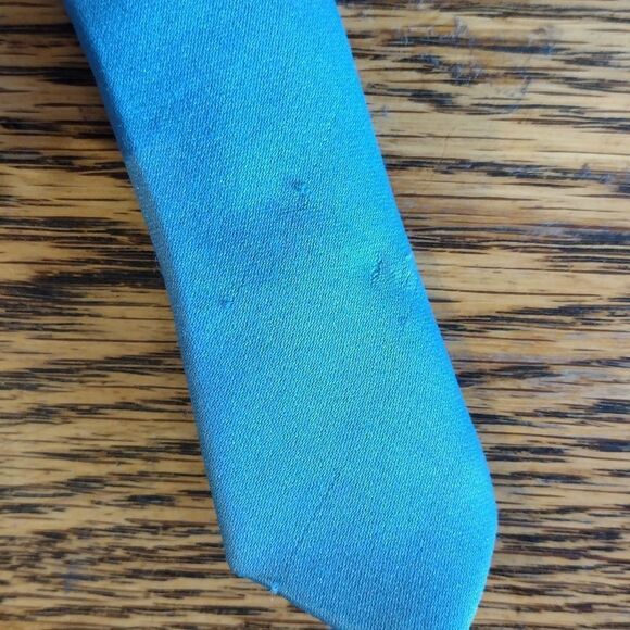 Vintage Yogi Bear tie - Picture 4 of 5